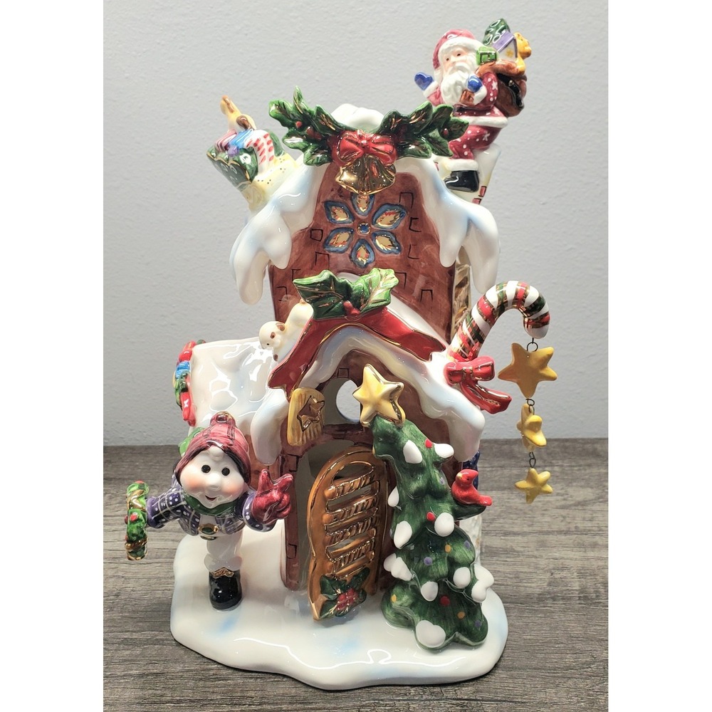Grandeur Noel Lighted Holiday House Ceramic 2002 Orginal Box Santa Christmas NEW